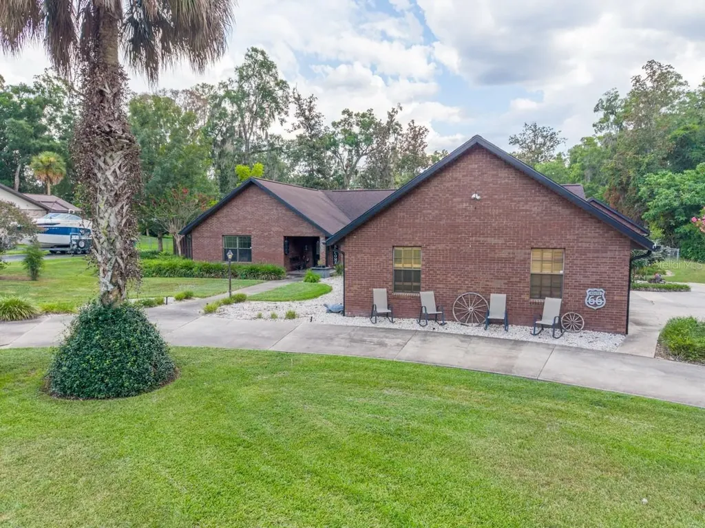 2550 SE 40th Street Ocala FL 34480