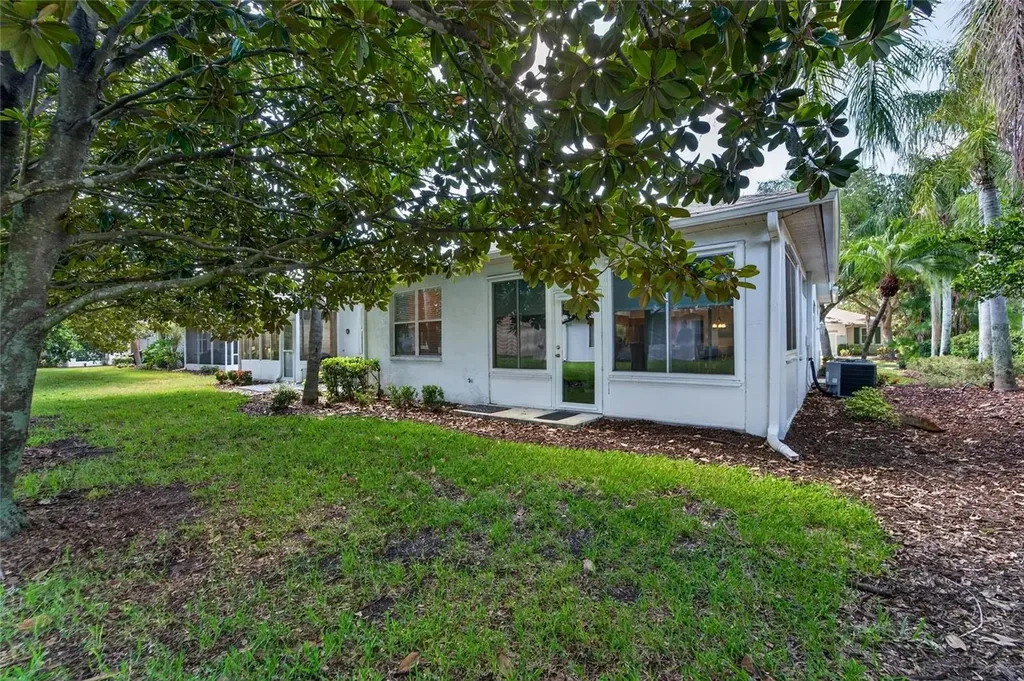 2193 Acadia Greens Drive Sun City Center FL 33573