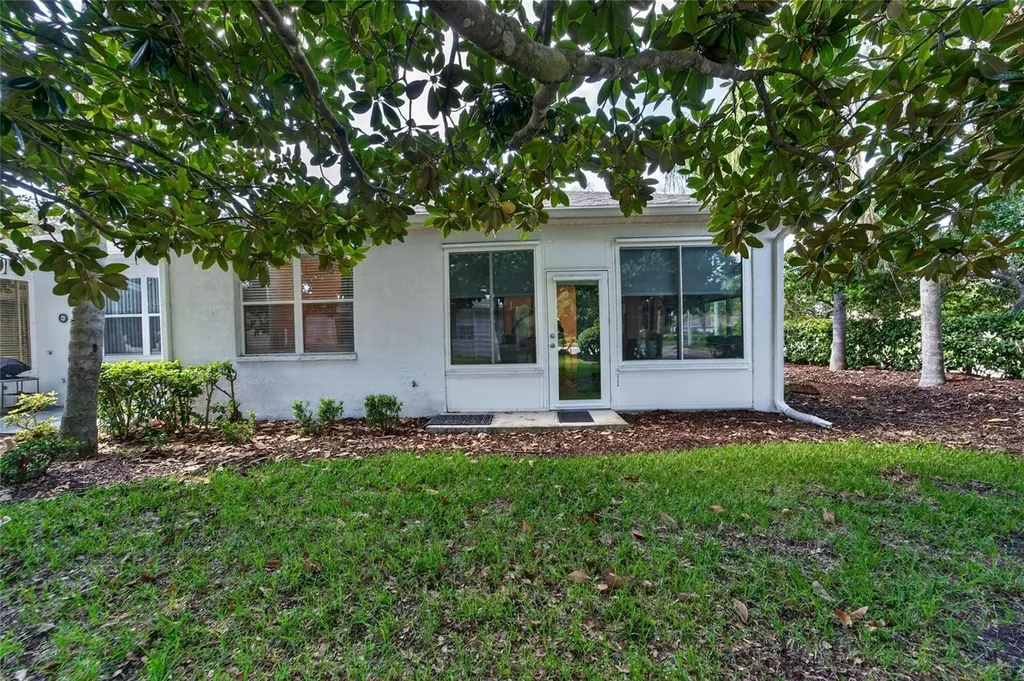 2193 Acadia Greens Drive Sun City Center FL 33573
