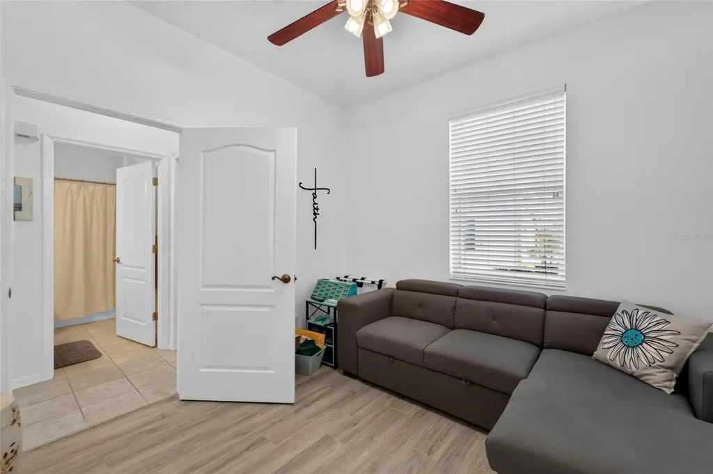 2193 Acadia Greens Drive Sun City Center FL 33573