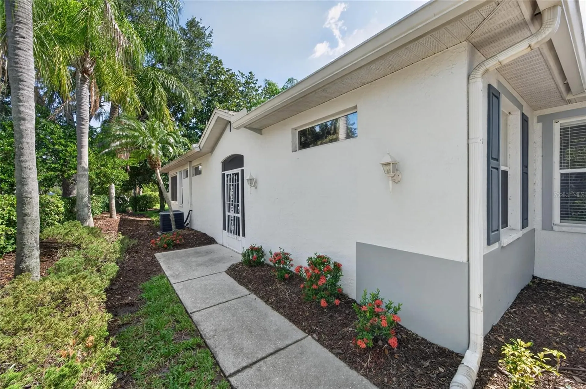 2193 Acadia Greens Drive Sun City Center FL 33573