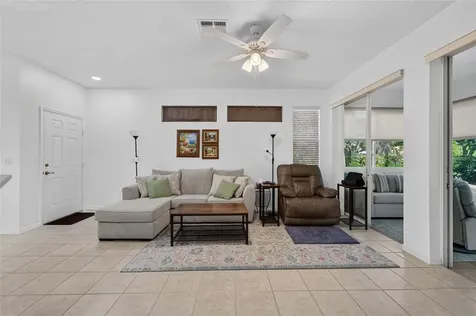 2193 Acadia Greens Drive Sun City Center FL 33573