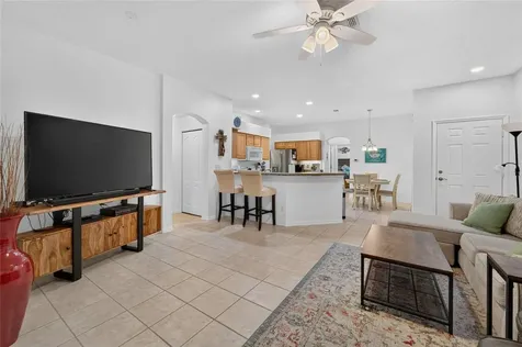 2193 Acadia Greens Drive Sun City Center FL 33573