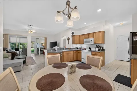 2193 Acadia Greens Drive Sun City Center FL 33573