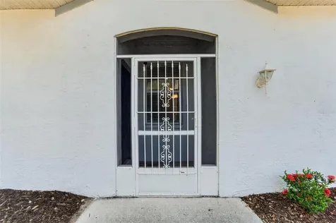 2193 Acadia Greens Drive Sun City Center FL 33573