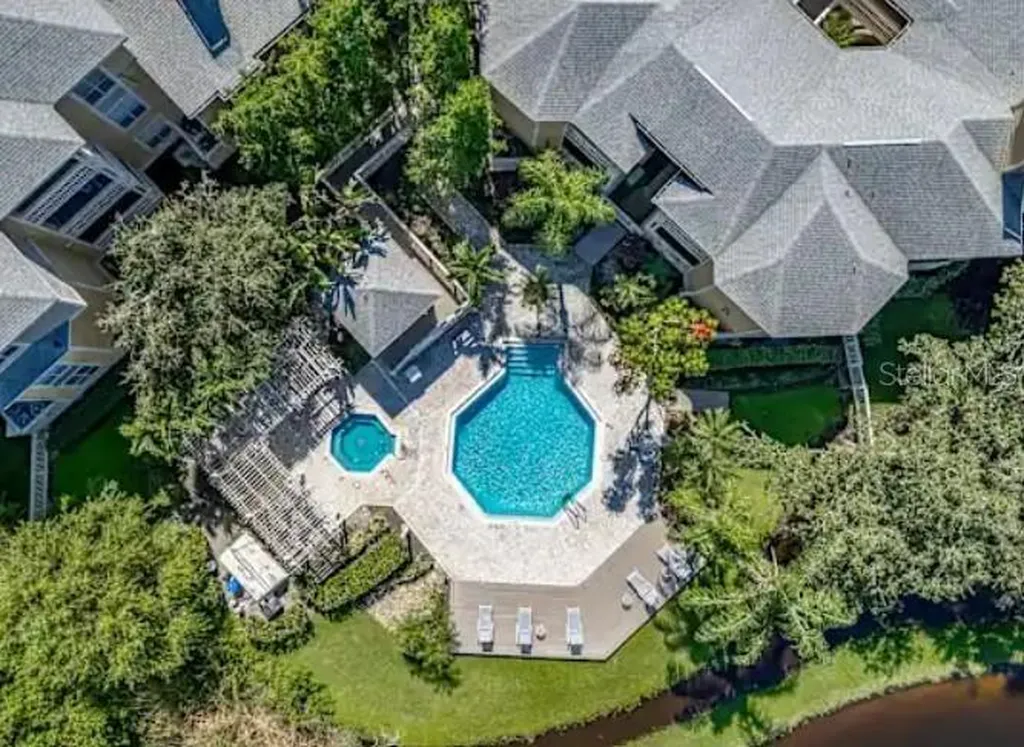 115 112th Avenue NE St Petersburg FL 33716
