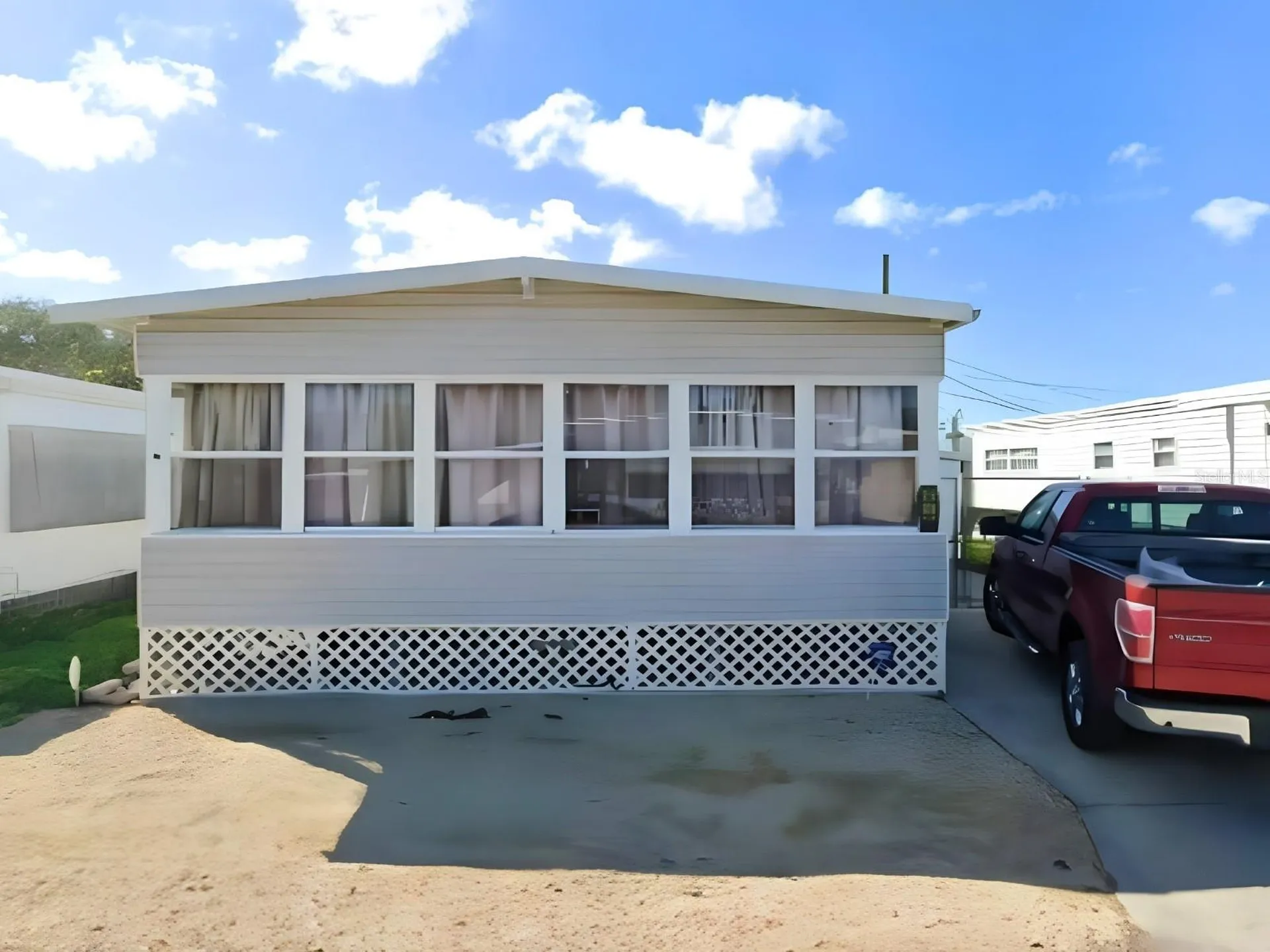 916 51st Avenue Plaza W Bradenton FL 34207