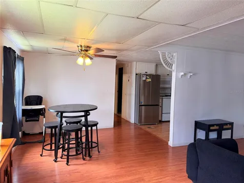 916 51st Avenue Plaza W Bradenton FL 34207