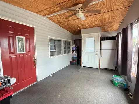 916 51st Avenue Plaza W Bradenton FL 34207