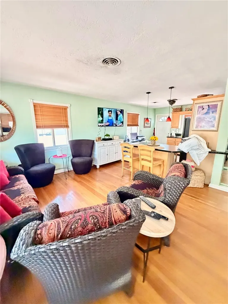 1249 Sedeeva Circle S Clearwater FL 33755