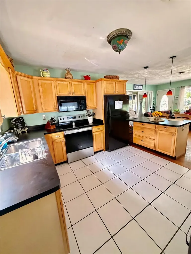 1249 Sedeeva Circle S Clearwater FL 33755