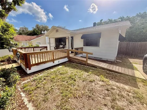 1249 Sedeeva Circle S Clearwater FL 33755