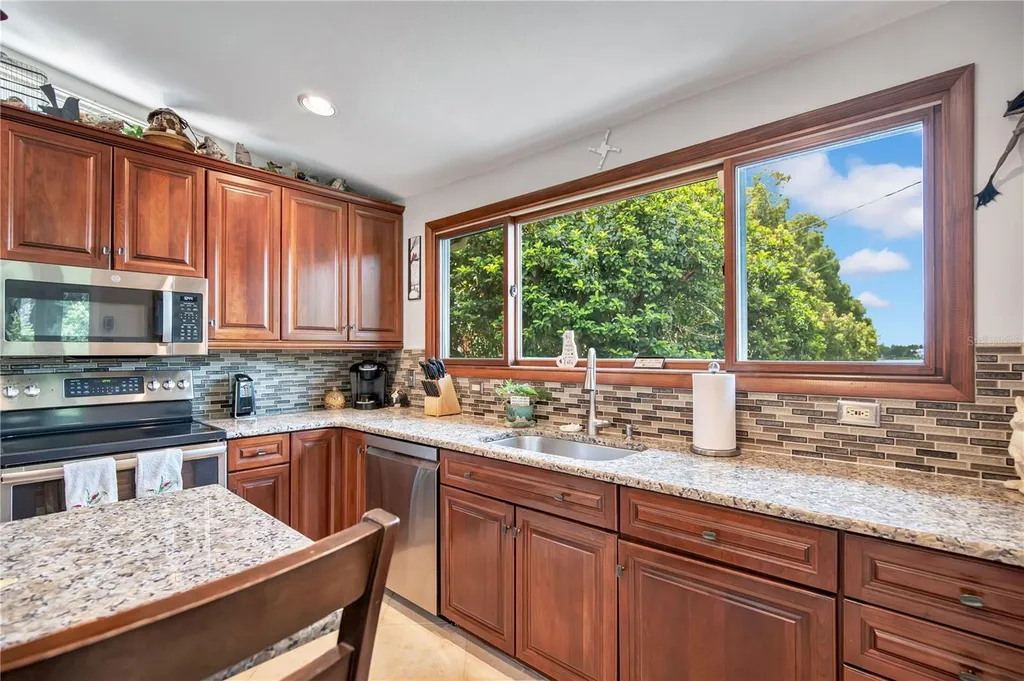800 Gatlin Avenue Orlando FL 32806