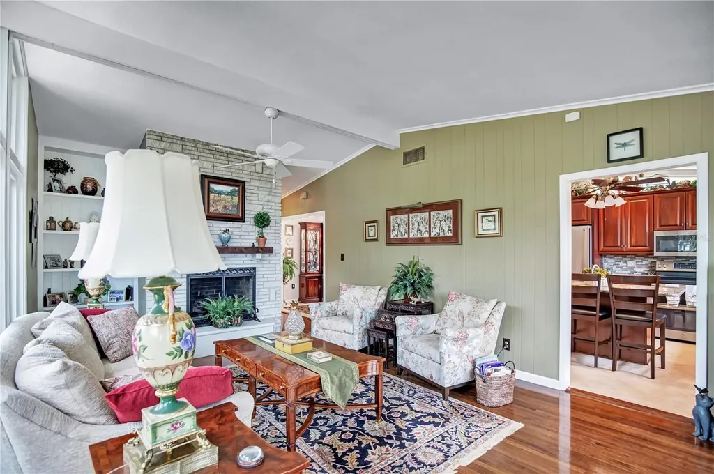 800 Gatlin Avenue Orlando FL 32806
