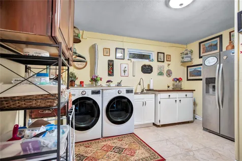 800 Gatlin Avenue Orlando FL 32806