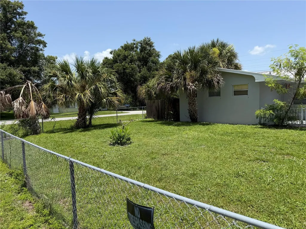 2185 NW 3rd Street Okeechobee FL 34972