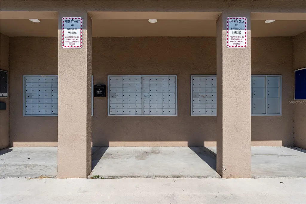 1346 Grantham Drive Sarasota FL 34234