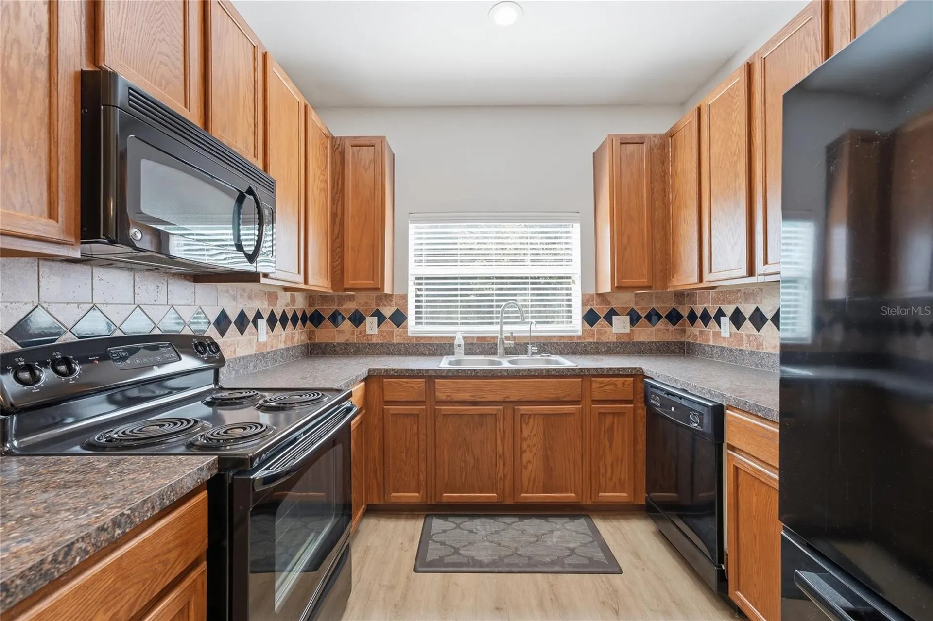 1346 Grantham Drive Sarasota FL 34234