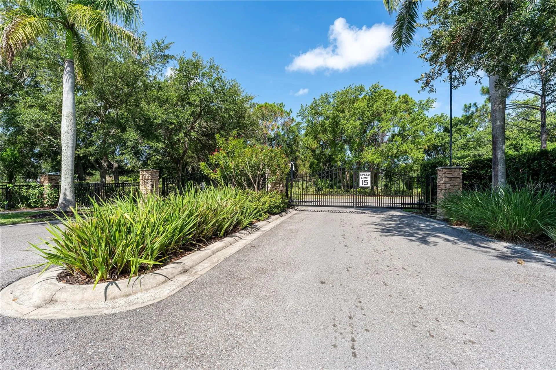1346 Grantham Drive Sarasota FL 34234