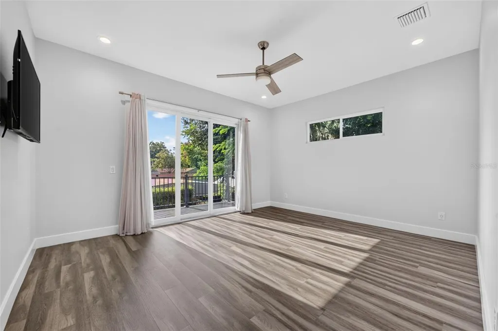 1424 Ridgewood Avenue Maitland FL 32751