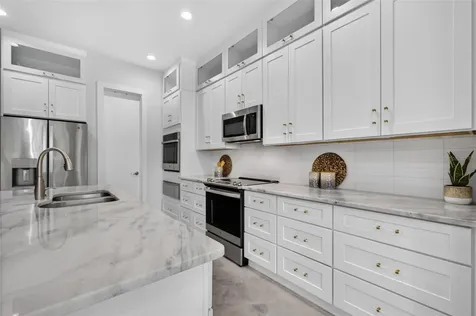 1424 Ridgewood Avenue Maitland FL 32751