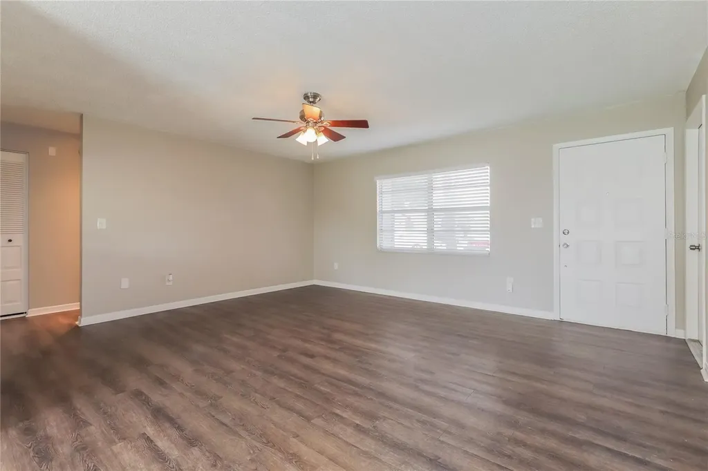 1002 Pinehaven Court Brandon FL 33511