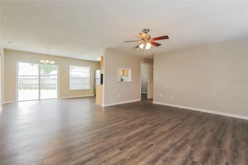 1002 Pinehaven Court Brandon FL 33511