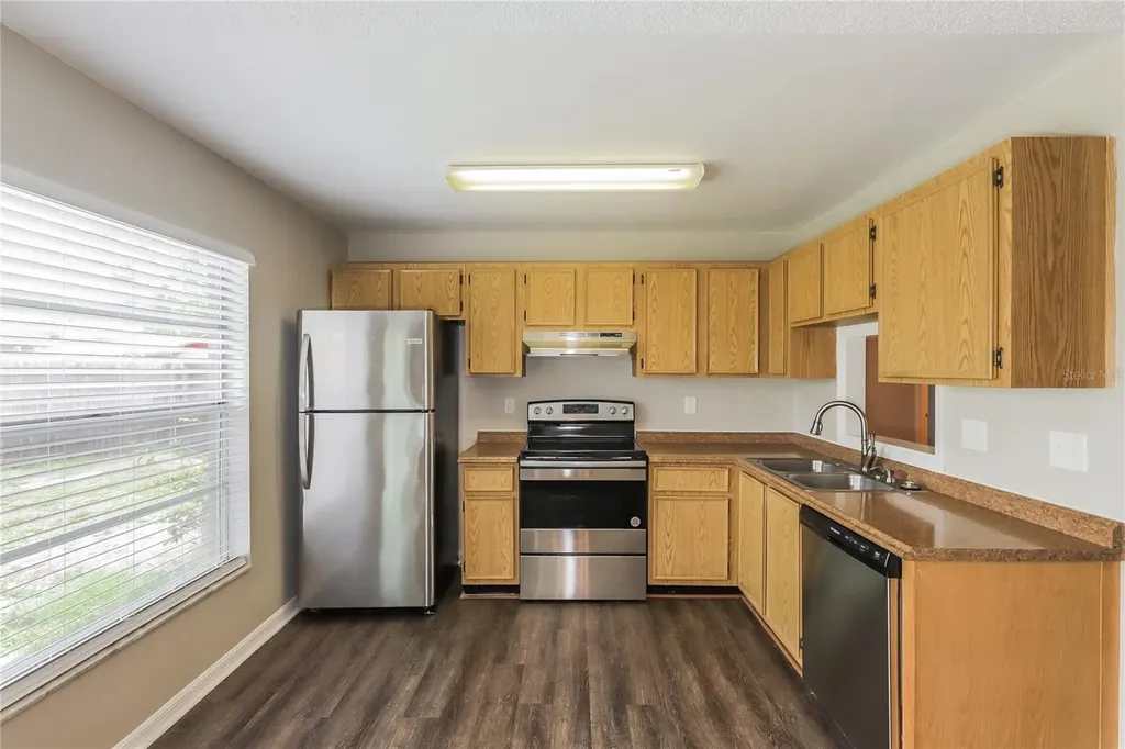 1002 Pinehaven Court Brandon FL 33511