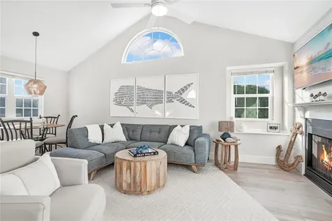898 Baybreeze Way New Smyrna Beach FL 32169