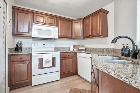 898 Baybreeze Way New Smyrna Beach FL 32169
