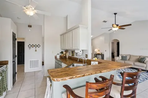 624 La Costa Street Minneola FL 34715