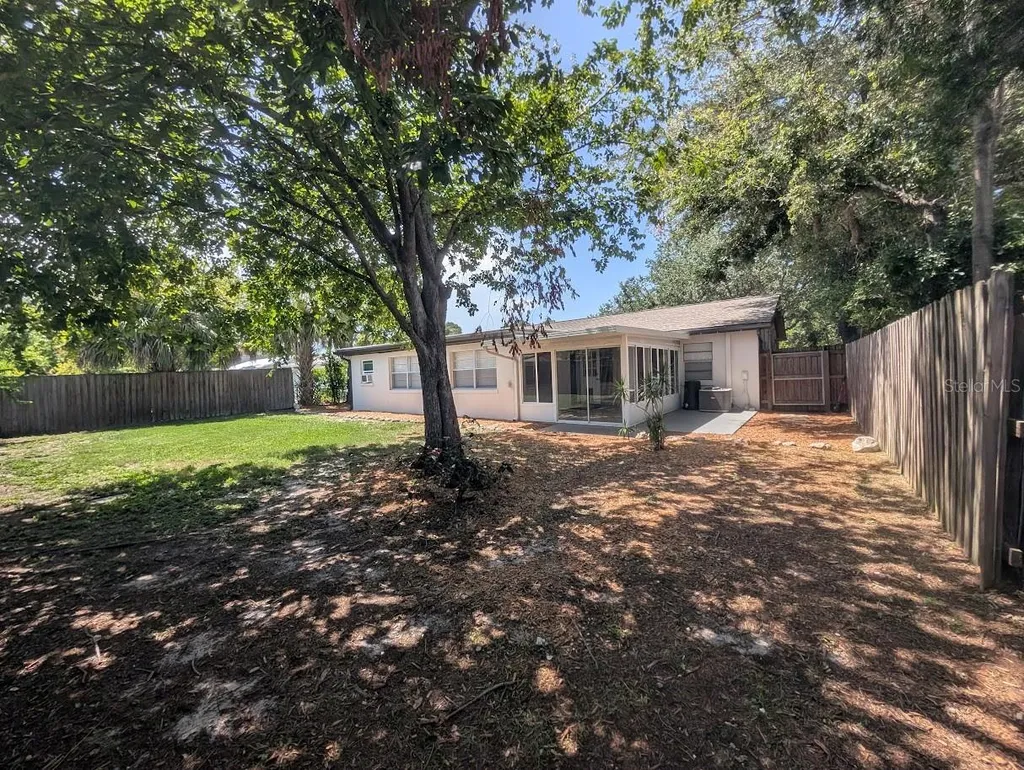 3902 W Paxton Avenue Tampa FL 33611