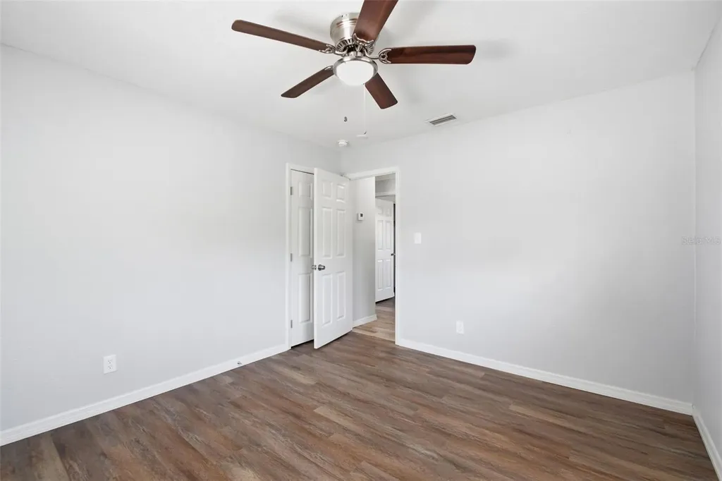 1842 Shore Acres Boulevard NE St Petersburg FL 33703