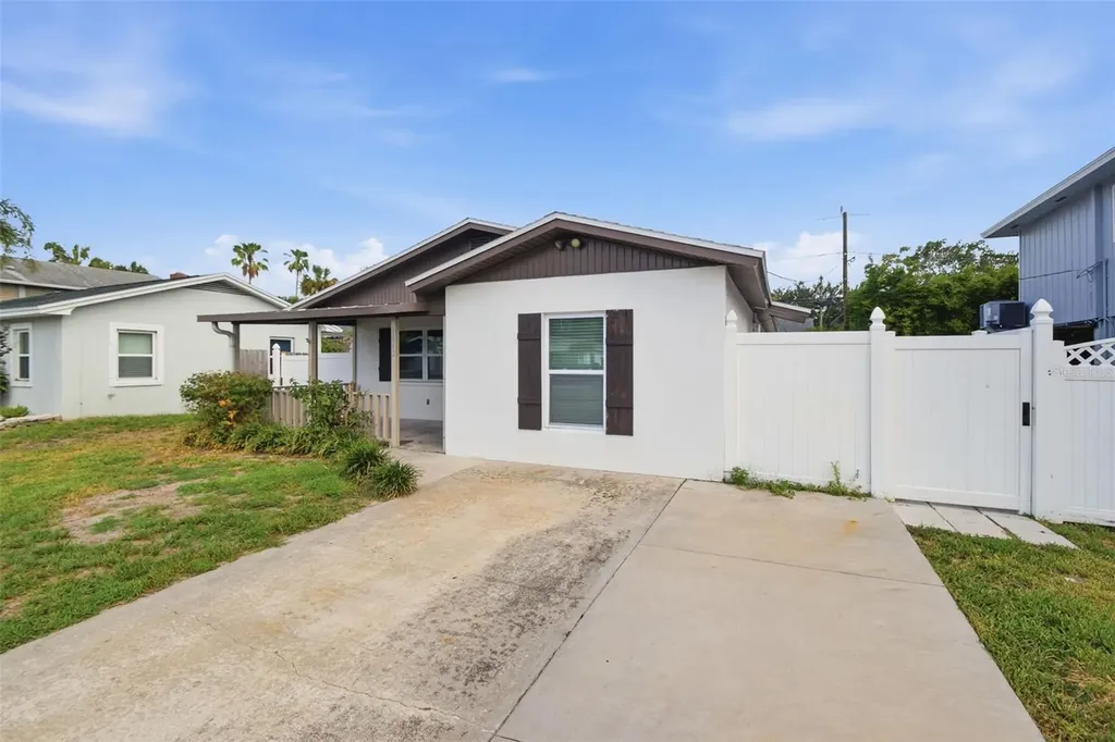 1842 Shore Acres Boulevard NE St Petersburg FL 33703