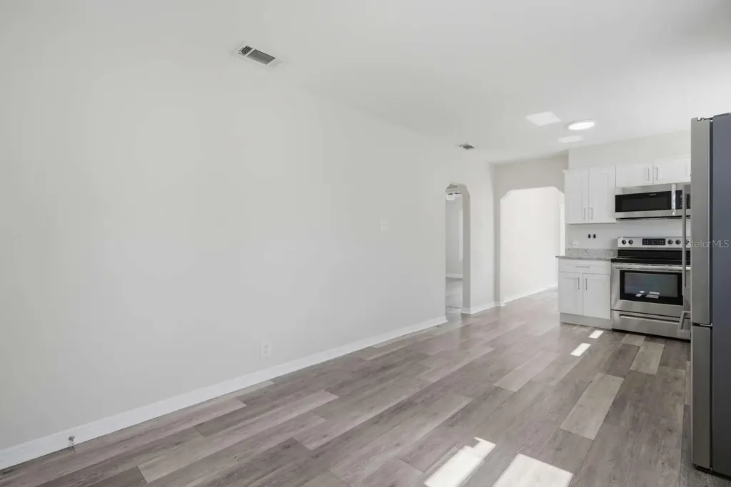 2704 W Leroy Street Tampa FL 33607