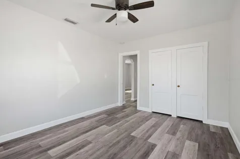 2704 W Leroy Street Tampa FL 33607