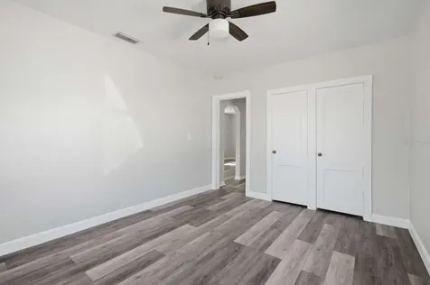 2704 W Leroy Street Tampa FL 33607