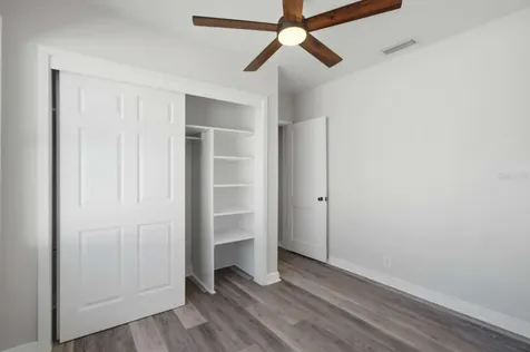 2704 W Leroy Street Tampa FL 33607