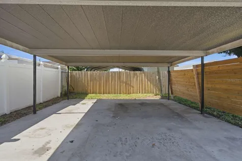 2704 W Leroy Street Tampa FL 33607