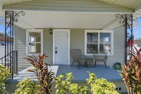 2704 W Leroy Street Tampa FL 33607