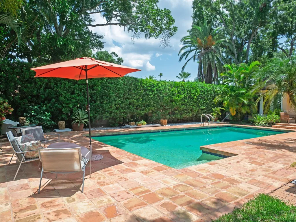 1330 Indian Rocks Road Clearwater FL 33756