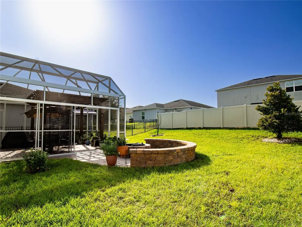 112 Hamlet Loop Davenport FL 33837