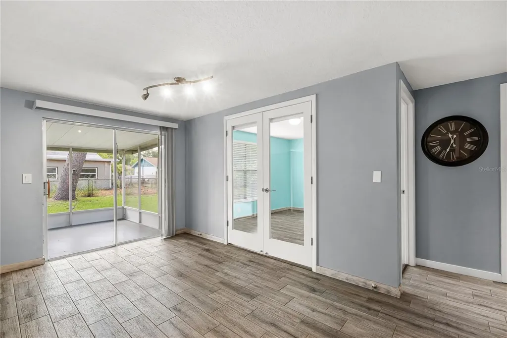 919 Peninsula Road Tarpon Springs FL 34689