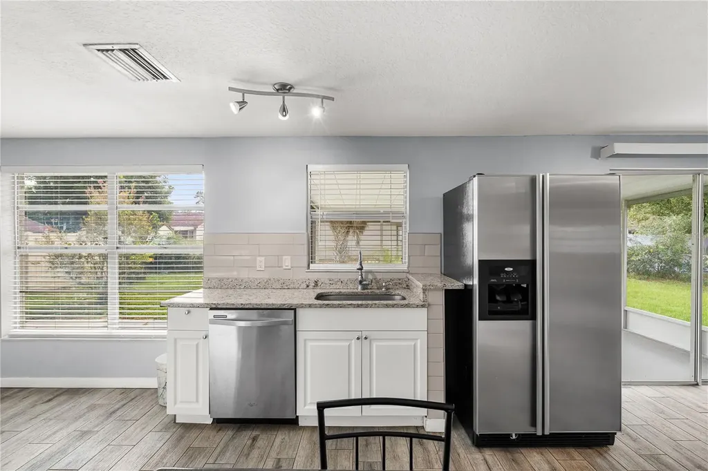 919 Peninsula Road Tarpon Springs FL 34689