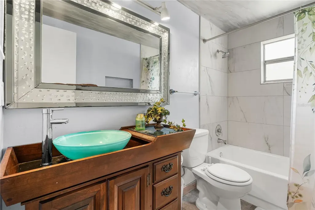 919 Peninsula Road Tarpon Springs FL 34689