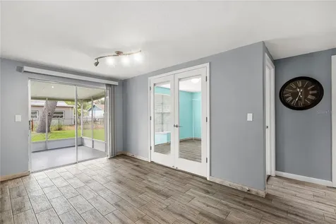 919 Peninsula Road Tarpon Springs FL 34689