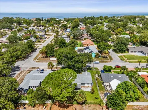 919 Peninsula Road Tarpon Springs FL 34689