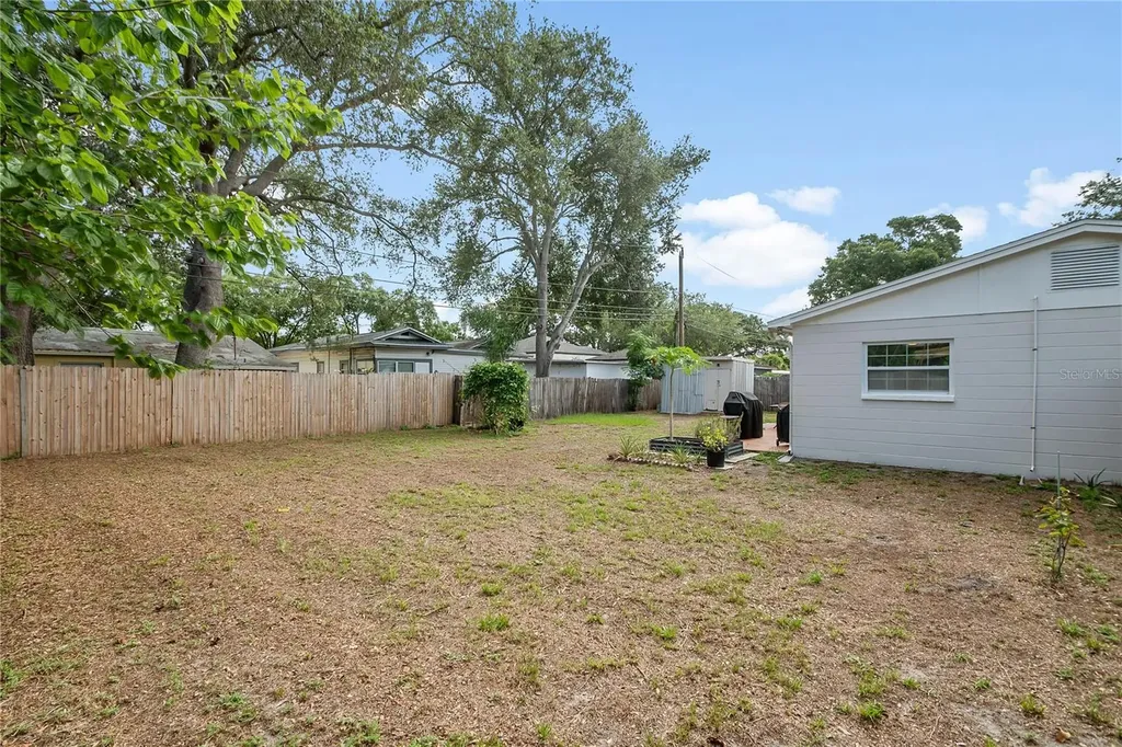2151 44th Avenue N St Petersburg FL 33714