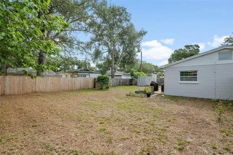 2151 44th Avenue N St Petersburg FL 33714