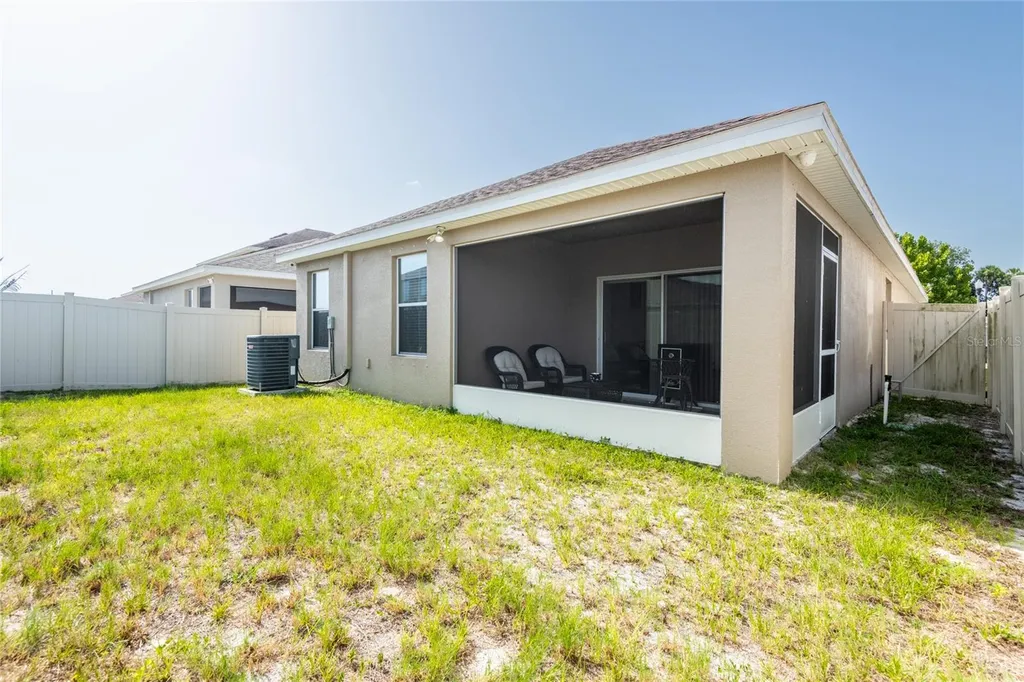 7412 Indigo Oasis Court Gibsonton FL 33534